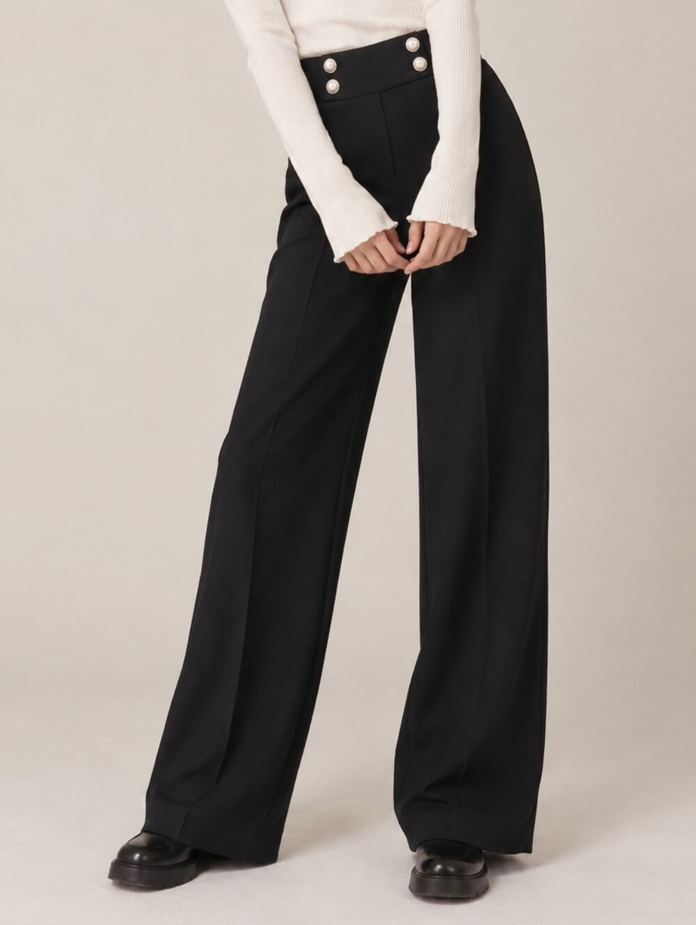 Calvin Klein Black Pearl Button Wide Leg Pants ✨ Size 0